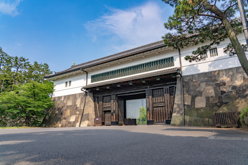 枡形が完全に残っている城門のひとつ桜田門。安政7（1860）年に大老井伊直弼が暗殺された「桜田門外の変」で有名