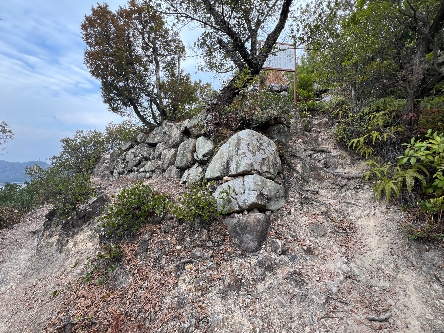 引田城跡　本丸石垣